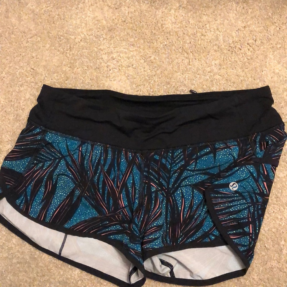 Lululemon Speed Up Short 2.5”!